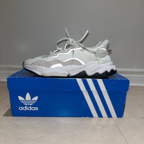 Adidas Ozweego - Picture 2 of 5
